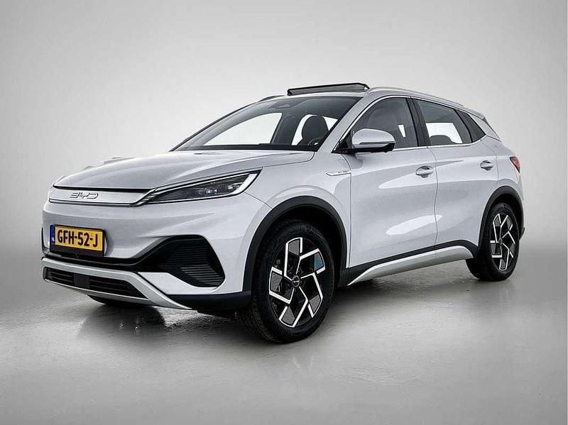 Wit (metallic) Gebruikt 2024 BYD Atto 3 Comfort SUV | € 28.950 (Eerlijke prijs) - Afbeelding 1/4