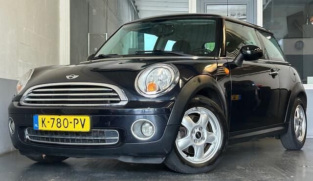 Zwart Gebruikt 2008 Mini ONE Hatchback | € 2.995 (Goede deal) - Afbeelding 1/4