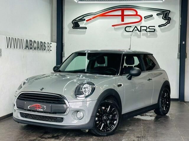 Grijs Gebruikt 2018 Mini ONE Hatchback | € 14.990 (Goede deal) - Afbeelding 1/4
