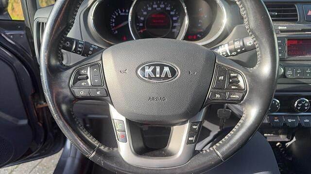 Occasion Kia Rio 86 PK (63 kW) 2014 Grijs Hatchback