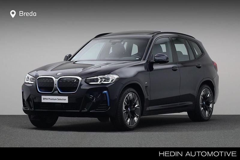Zwart Gebruikt 2024 BMW iX3 Executive SUV | € 54.880 (Eerlijke prijs) - Afbeelding 1/4
