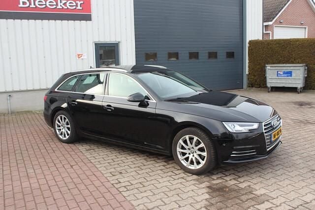 Occasion Audi A4 150 PK (110 kW) 2017 Zwart Stationwagen