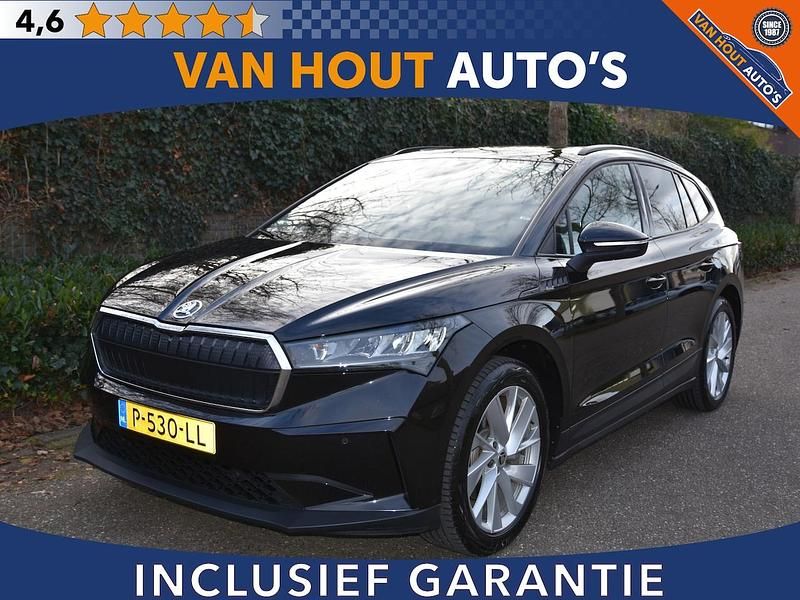 Zwart (metallic) Occasion 2022 Skoda Enyaq iV SUV | € 17.950 (Goede deal) - Afbeelding 1/4