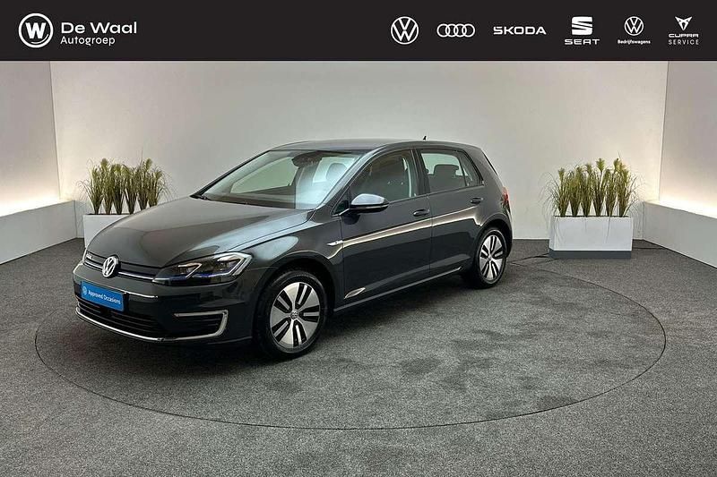 Grijs Gebruikt 2020 VW e-Golf Hatchback | € 13.695 (Eerlijke prijs) - Afbeelding 1/3