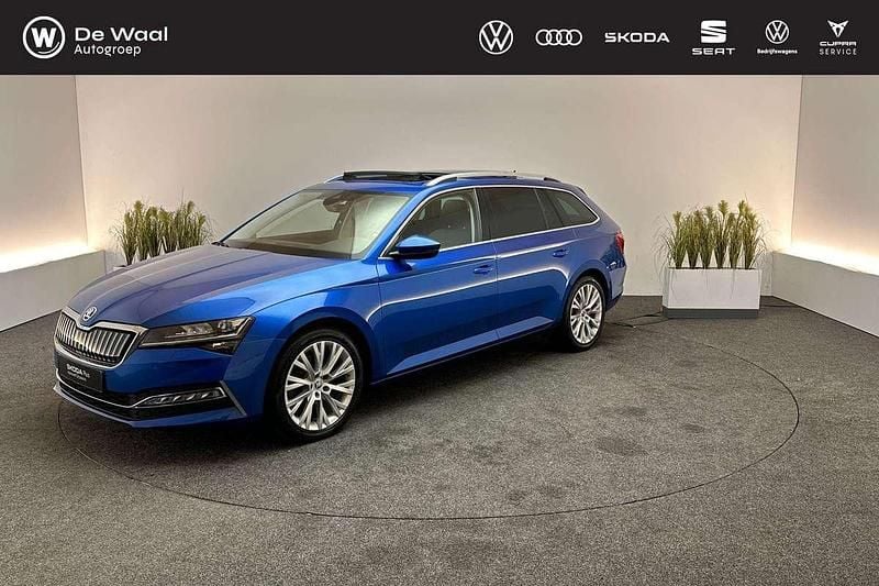 Blauw Gebruikt 2022 Skoda Superb Style Stationwagen | € 27.895 (Eerlijke prijs) - Afbeelding 1/3