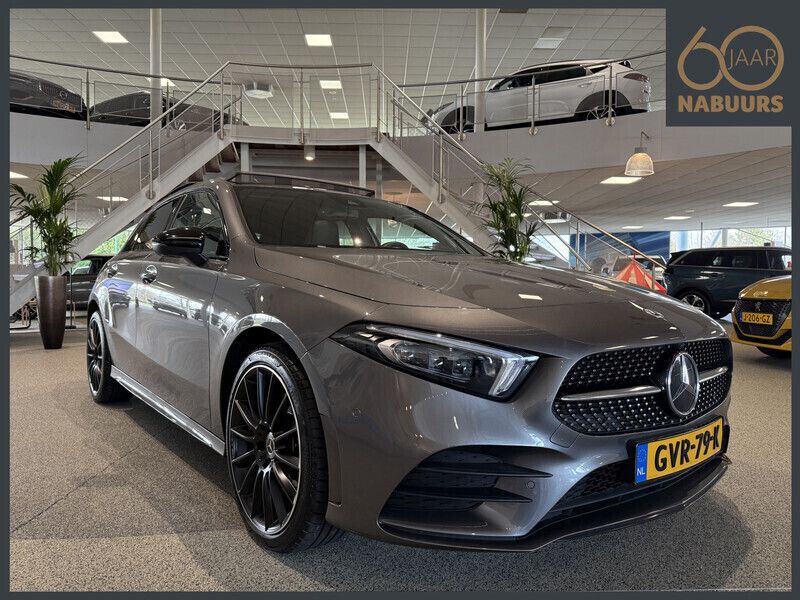 Grijs Gebruikt 2021 Mercedes A250 AMG Hatchback | € 31.450 (Iets duurder) - Afbeelding 1/4