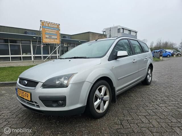 Occasion Ford Focus 125 PK (91 kW) 2008 Grijs Stationwagen