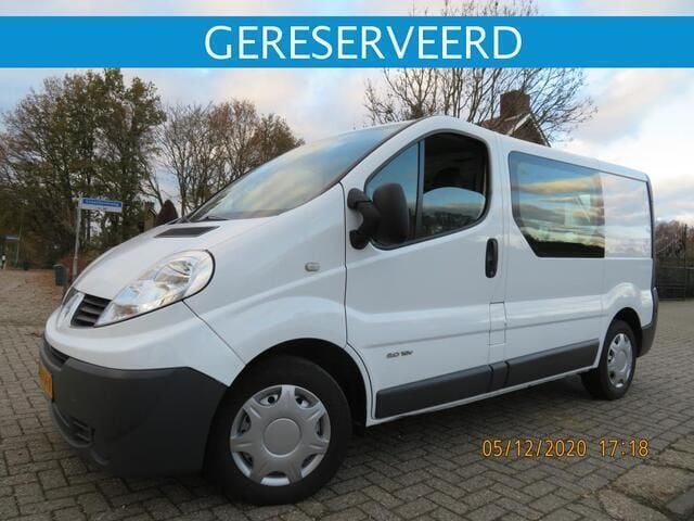 Wit Gebruikt 2008 Renault Trafic Van | € 8.975 - Afbeelding 1/4