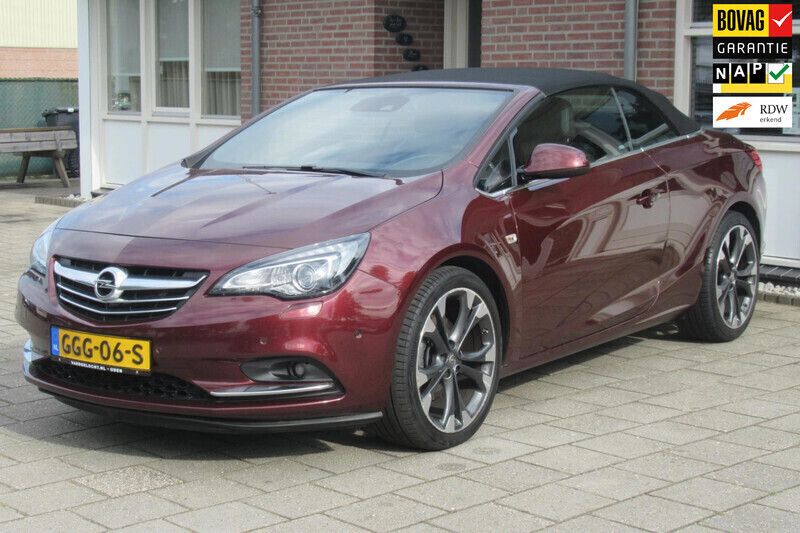 Rood Gebruikt 2018 Opel Cascada Cosmo Cabriolet | € 20.990 (Eerlijke prijs) - Afbeelding 1/4