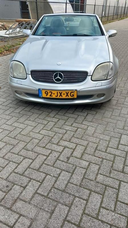 Gebruikt 2002 Mercedes SLK230 Cabriolet | € 2.450 (Eerlijke prijs) - Afbeelding 1/2