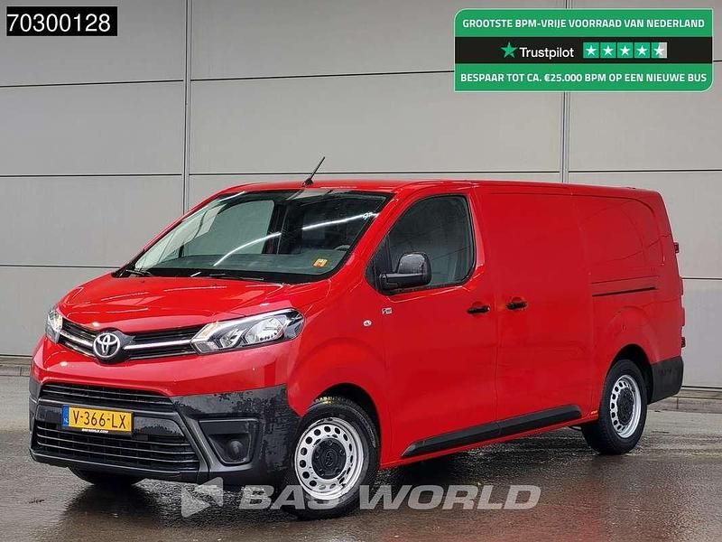 Rood Gebruikt 2018 Toyota Proace Van | € 10.900 (Super prijs) - Afbeelding 1/3