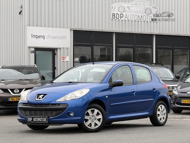 Blauw Gebruikt 2011 Peugeot 206 Hatchback | € 4.499 (Eerlijke prijs) - Afbeelding 1/4