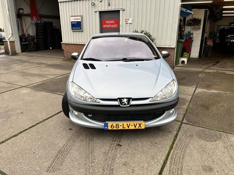 Occasion Peugeot 206 CC 109 PK (80 kW) 2003 Grijs Cabriolet