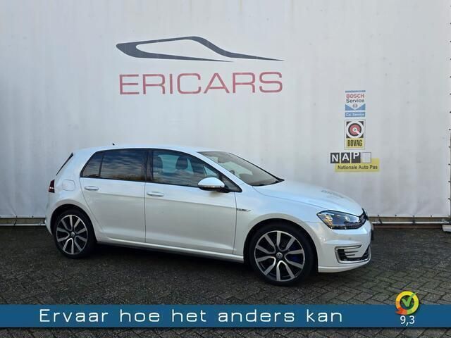 Wit Gebruikt 2015 VW Golf VII GTE Hatchback | € 14.950 (Iets duurder) - Afbeelding 1/4