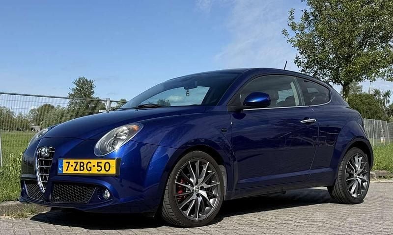 Blauw Gebruikt 2014 Alfa Romeo MiTo Hatchback | € 6.250 (Eerlijke prijs) - Afbeelding 1/4