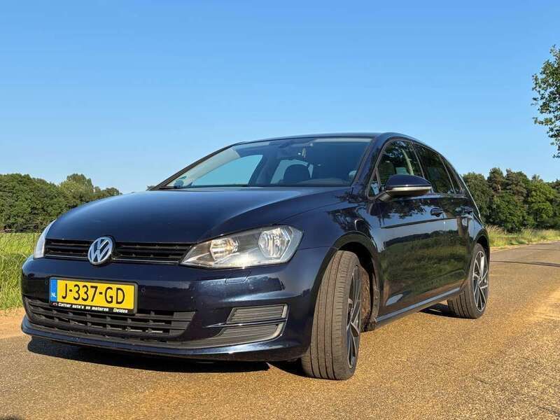 Blauw Gebruikt 2013 VW Golf VII Trendline Hatchback | € 6.400 (Goede deal) - Afbeelding 1/4