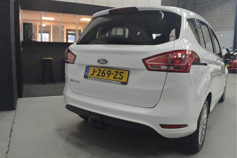 Occasion Ford B-MAX Titanium 105 PK (77 kW) 2013 Wit MPV