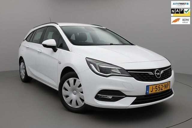 Wit Occasion 2020 Opel Astra Stationwagen | € 5.950 (Super prijs) - Afbeelding 1/3