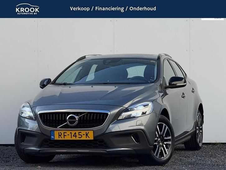 Occasion 2017 Volvo V40 CC Stationwagen | € 9.400 (Duur) - Afbeelding 1/3