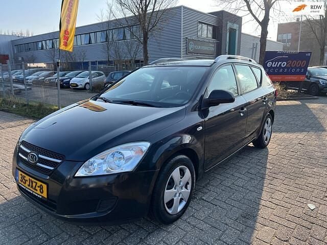 Occasion Kia Ceed 109 PK (80 kW) 2009 Zwart Hatchback