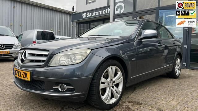 Grijs Gebruikt 2007 Mercedes C180 Avantgarde Sedan | € 7.995 (Iets duurder) - Afbeelding 1/4
