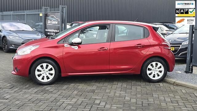 Occasion Peugeot 208 68 PK (50 kW) 2014 Rood Hatchback