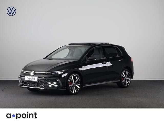 Zwart Nieuw 2025 VW Golf VIII Style Hatchback | € 47.949 (Eerlijke prijs) - Afbeelding 1/3