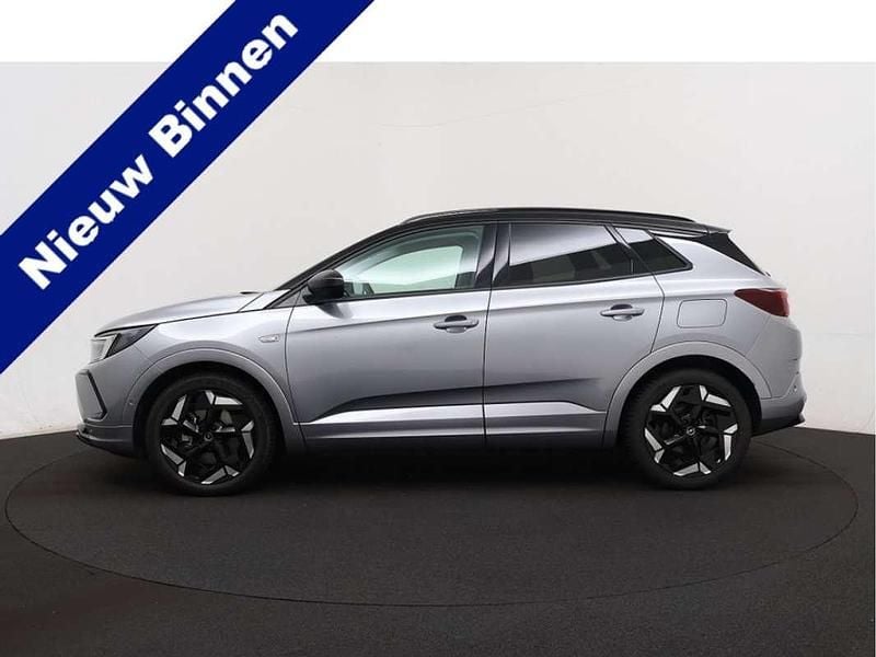 Zwart Gebruikt 2023 Opel Grandland X Business Elegance SUV | € 26.950 (Goede deal) - Afbeelding 1/4
