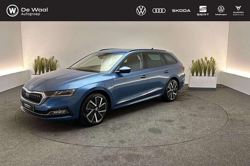 Blauw Gebruikt 2021 Skoda Octavia Business Line Stationwagen | € 24.900 (Eerlijke prijs) - Afbeelding 1/3