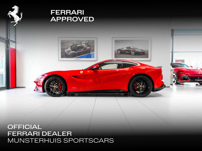 Rood Gebruikt 2012 Ferrari F12 Coupé | € 239.950 - Afbeelding 1/4