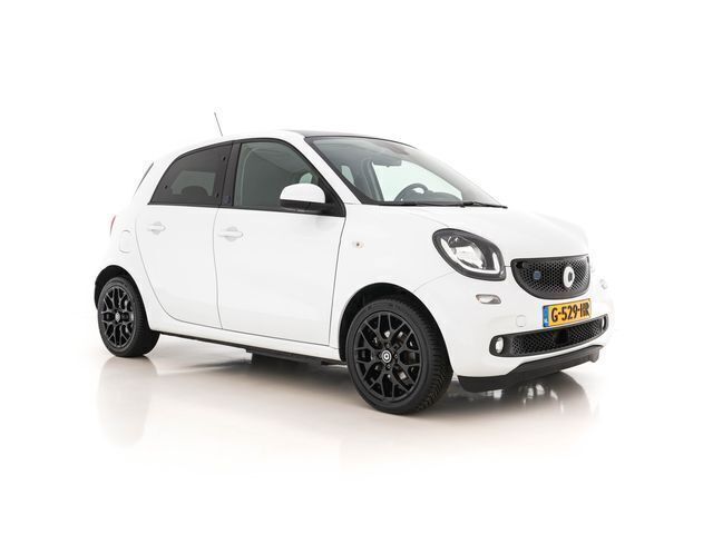 Wit Gebruikt 2019 Smart ForFour Electric Drive Sedan | € 9.445 (Iets duurder) - Afbeelding 1/4