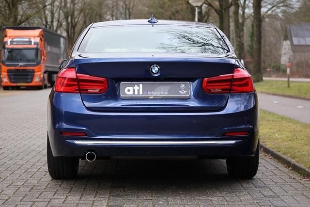 Occasion BMW 318 Luxury Line 136 PK (100 kW) 2019 Blauw Sedan
