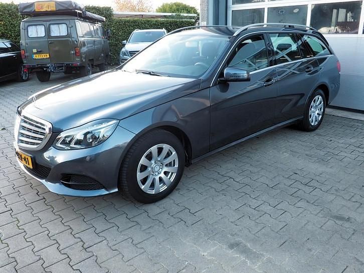 Occasion Mercedes E250 Ambition 211 PK (155 kW) 2015 Grijs Stationwagen