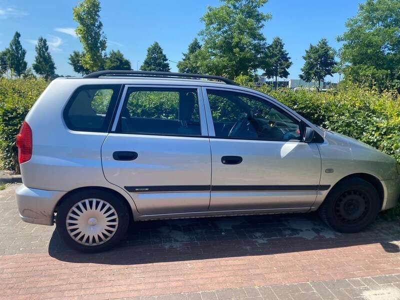 Zilver Gebruikt 2003 Mitsubishi Space Star MPV | € 650 (Goede deal) - Afbeelding 1/4