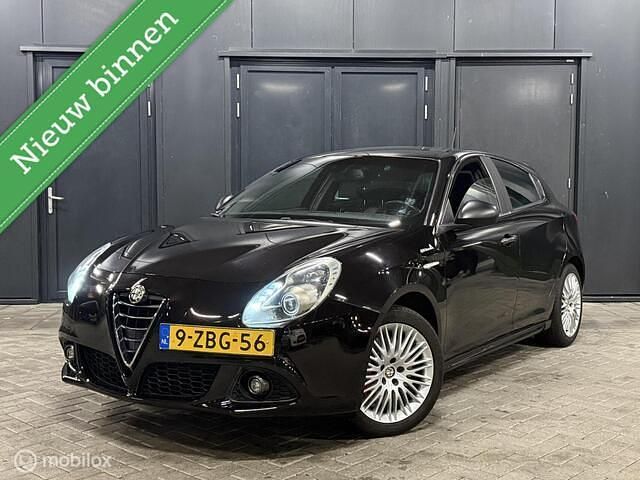 Occasion Alfa Romeo Giulietta Exclusive 170 PK (125 kW) 2014 Zwart Hatchback