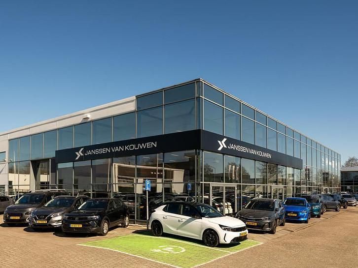 Zwart Gebruikt 2024 DS Automobiles DS3 Crossback E-Tense Performance Line Plus SUV | € 27.950 - Afbeelding 1/1