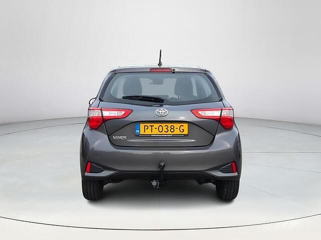 Occasion Toyota Yaris Comfort 112 PK (82 kW) 2017 Grijs (metallic) Hatchback