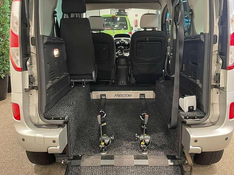 Occasion Renault Kangoo 106 PK (77 kW) 2013 Zilver (metallic) MPV