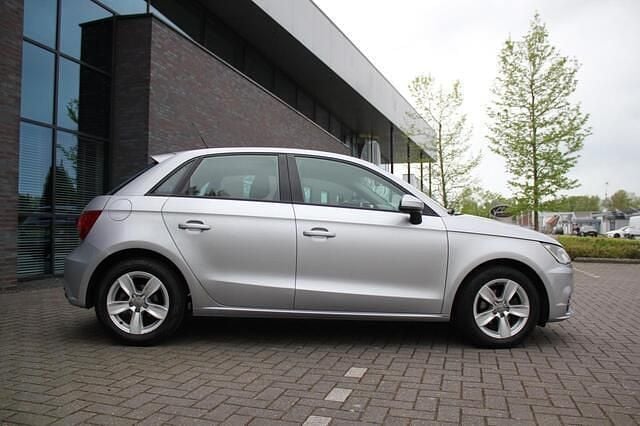 Occasion Audi A1 Sportback Sport 90 PK (66 kW) 2015 Grijs Hatchback