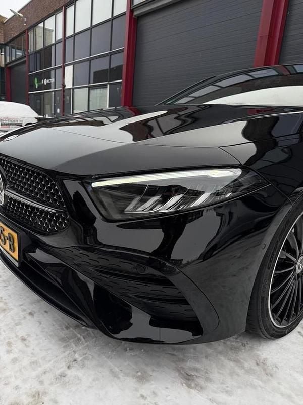 Occasion Mercedes A200 AMG 150 PK (110 kW) 2023 Zwart Hatchback