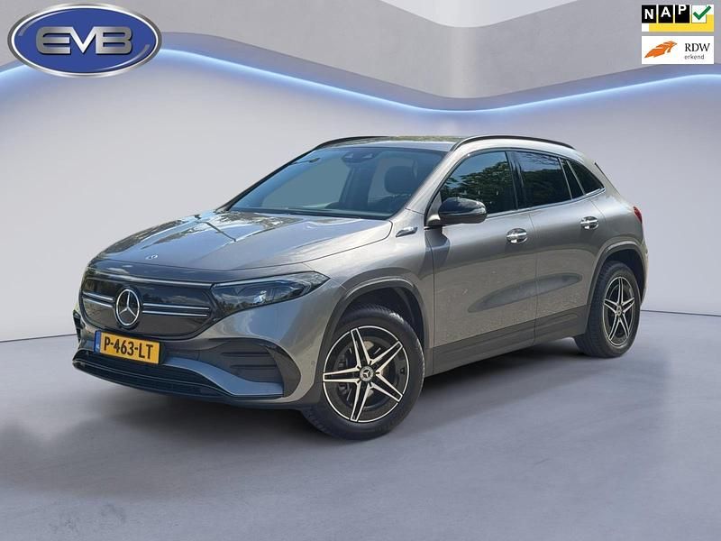 Grijs Gebruikt 2021 Mercedes EQA250 AMG line SUV | € 29.945 (Goede deal) - Afbeelding 1/4