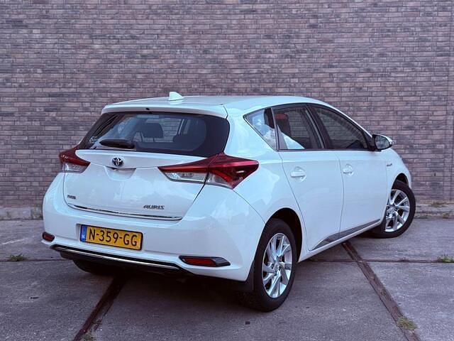 Occasion Toyota Auris 99 PK (72 kW) 2016 Wit Hatchback