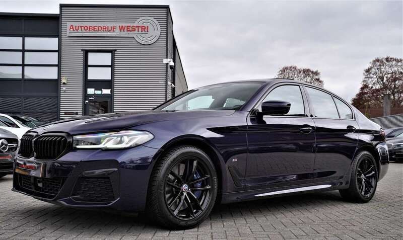 Blauw Gebruikt 2020 BMW 540 Executive Sedan | € 54.950 (Iets duurder) - Afbeelding 1/4