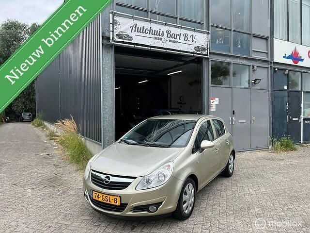 Beige Gebruikt 2008 Opel Corsa Business Hatchback | € 2.699 (Eerlijke prijs) - Afbeelding 1/4