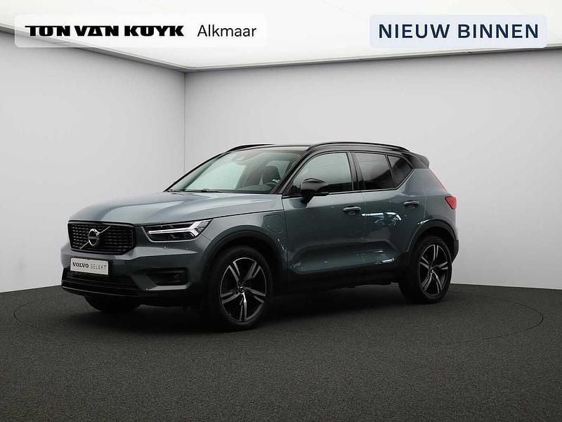 Gebruikt 2018 Volvo XC40 R-Design SUV | € 37.950 (Duur) - Afbeelding 1/4