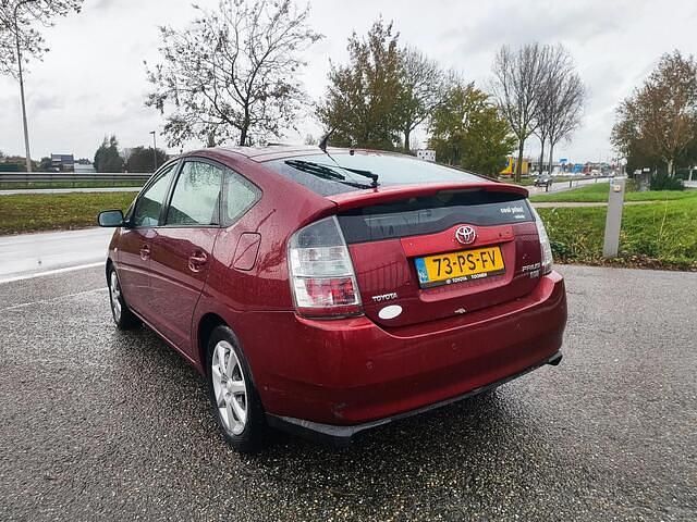 Occasion Toyota Prius 78 PK (57 kW) 2004 Rood Hatchback