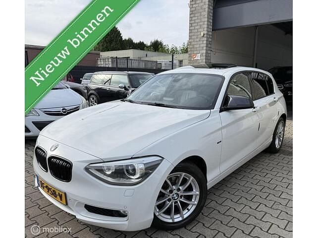 Wit Gebruikt 2012 BMW 116 Comfort Edition Hatchback | € 7.750 (Eerlijke prijs) - Afbeelding 1/4