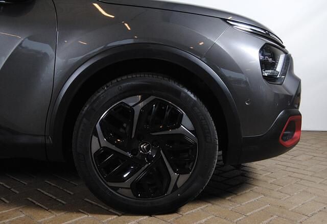 Occasion Citroën C4 Shine 131 PK (96 kW) 2021 Grijs SUV