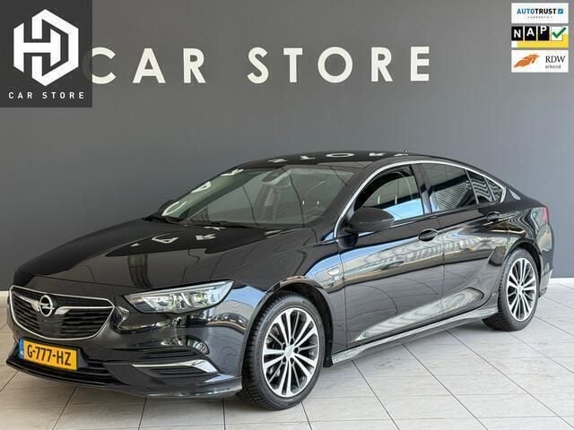 Zwart, metallic lak Gebruikt 2019 Opel Insignia Executive Hatchback | € 14.500 (Eerlijke prijs) - Afbeelding 1/4