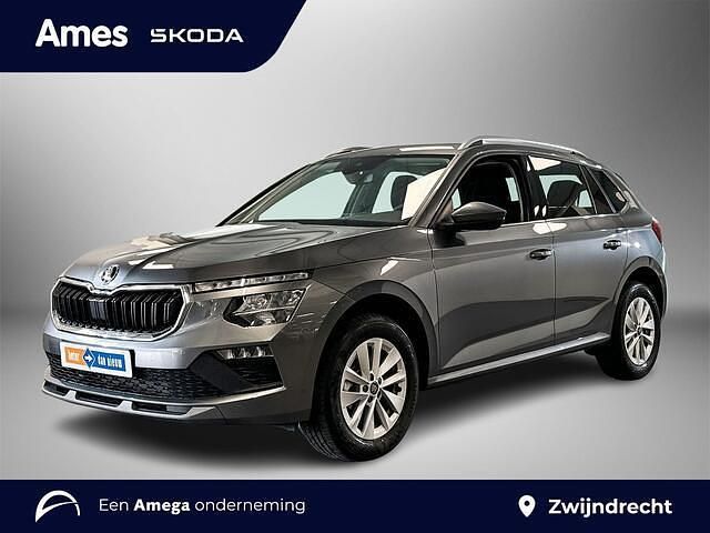 Grijs (metallic) Gebruikt 2025 Skoda Kamiq Selection SUV | € 29.995 - Afbeelding 1/3